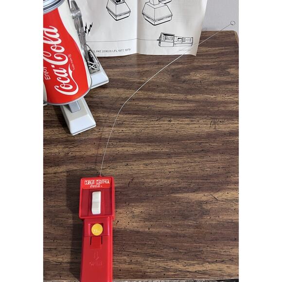 70's Coke COBOT R2-D2 Remote Control Robot Toy w Original Box Inst REPAIR - Picture 3 of 16